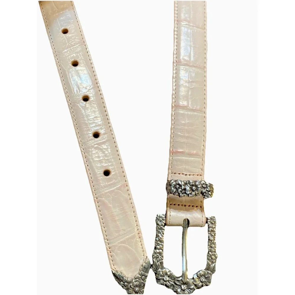 Brighton Pink Leather Vintage Belt With Silver Buckle Size ML/32 Western Girl